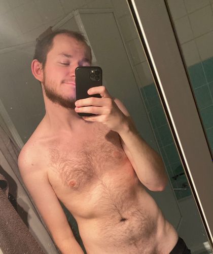 yellowstorm OnlyFans picture