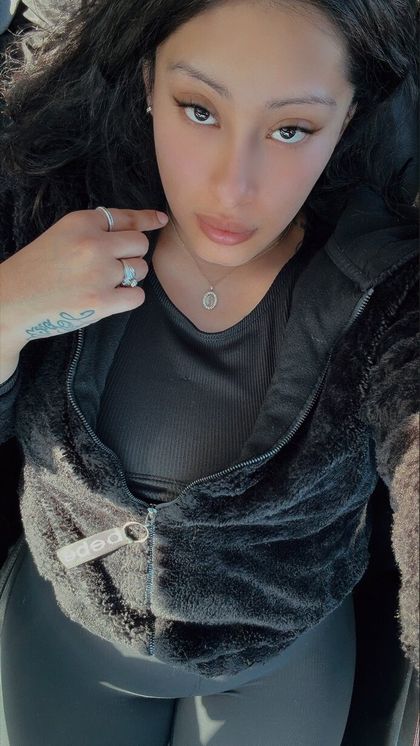 xololarosexxxo1011 OnlyFans picture