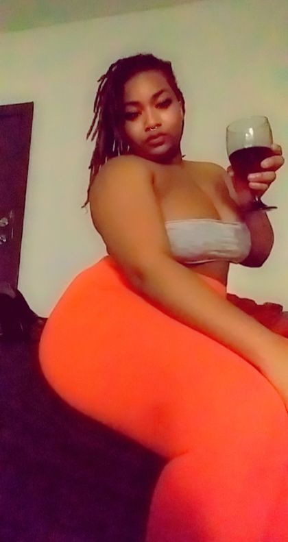 tiffypoo OnlyFans picture