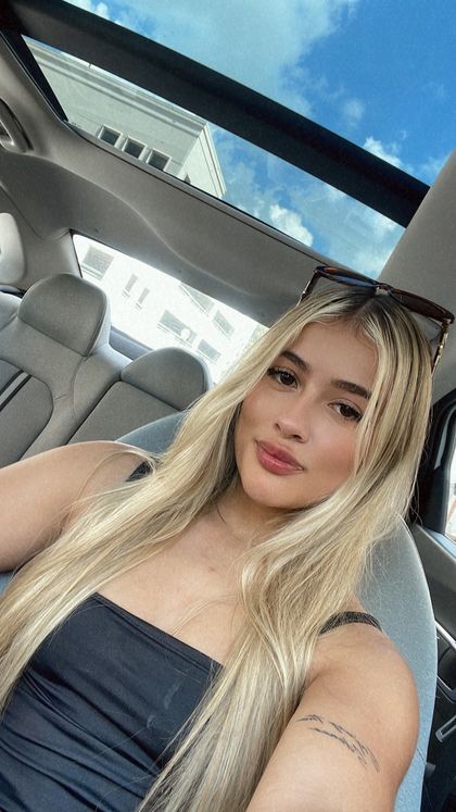 lanamari1 OnlyFans picture