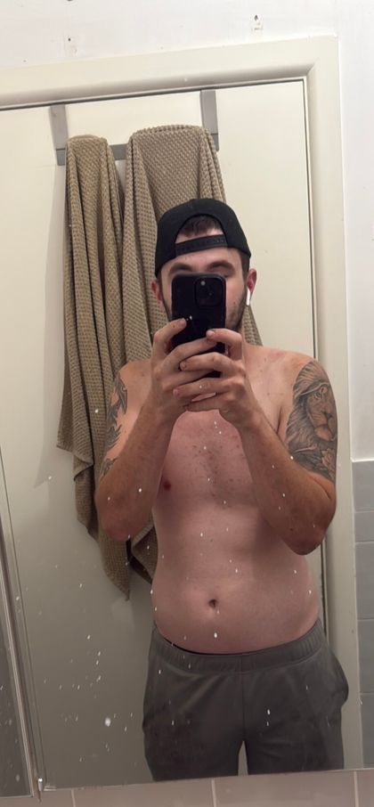 andrew2410 OnlyFans picture