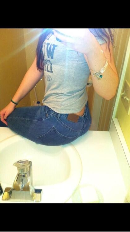 Best Hot Thumbalina OnlyFans Accounts FansMetrics