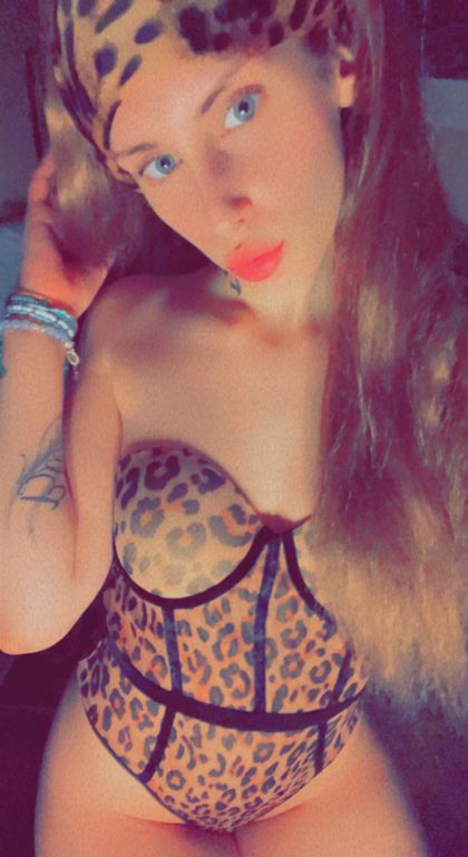 theyylovecait OnlyFans picture
