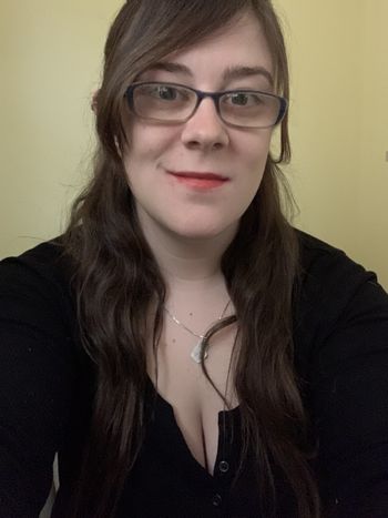 Lily Andrews @agirlandherpussy OnlyFans Profile. Review, Photos