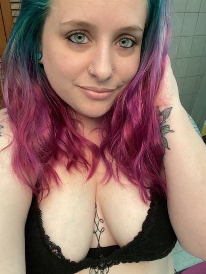 fallinghoneydrops OnlyFans picture
