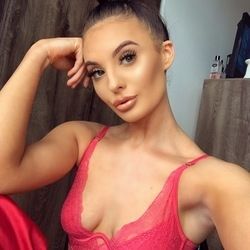 bethaniec OnlyFans picture