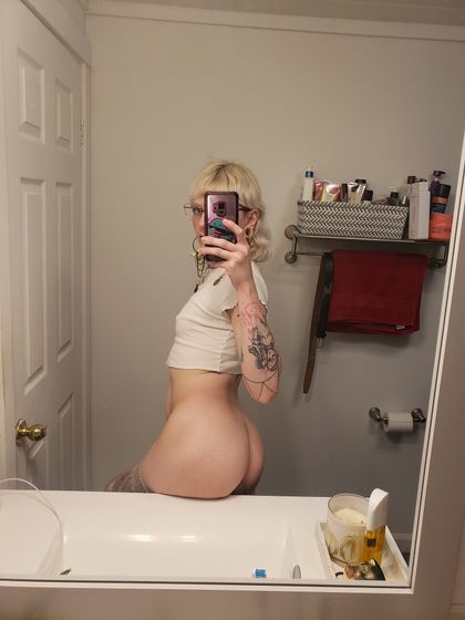 theyfey OnlyFans picture
