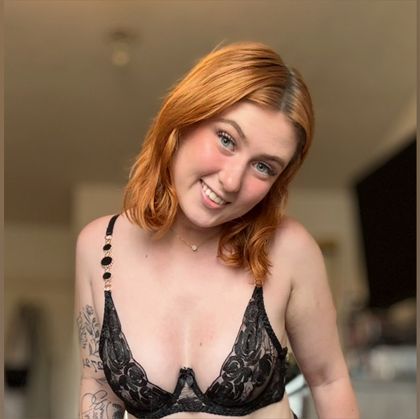 abbytellsjokesvip OnlyFans picture