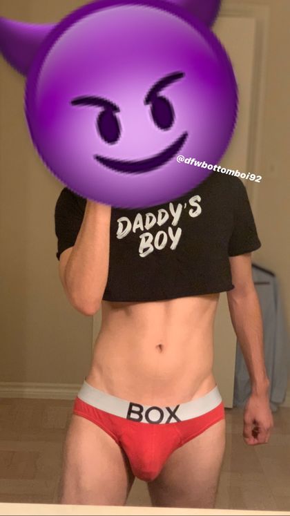 dfwbottomboi92 OnlyFans picture