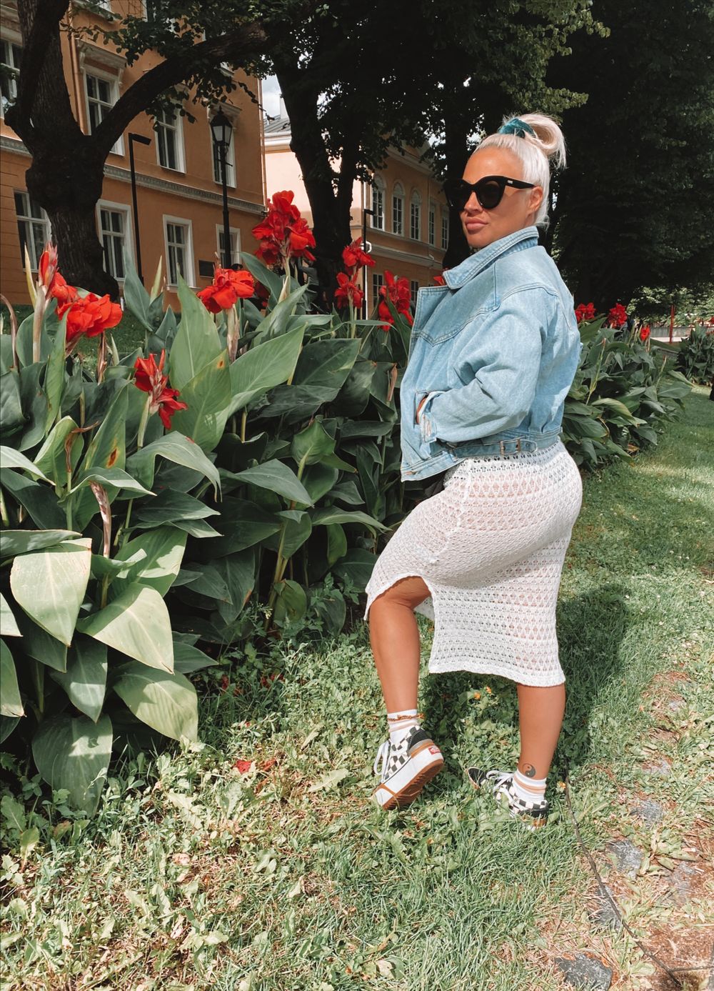 anni_a OnlyFans - Free Trial - Photos - Socials | FansMetrics.com