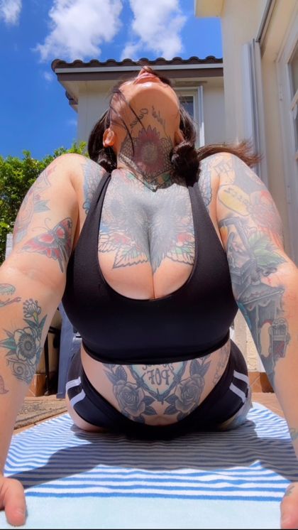 juliebug OnlyFans picture