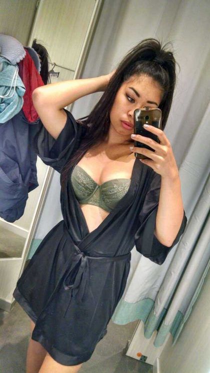 yellowhunnay OnlyFans picture