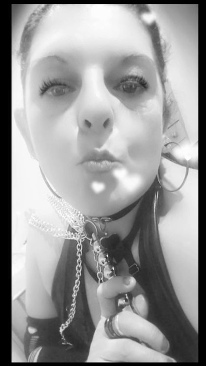kinkylittleminx OnlyFans picture