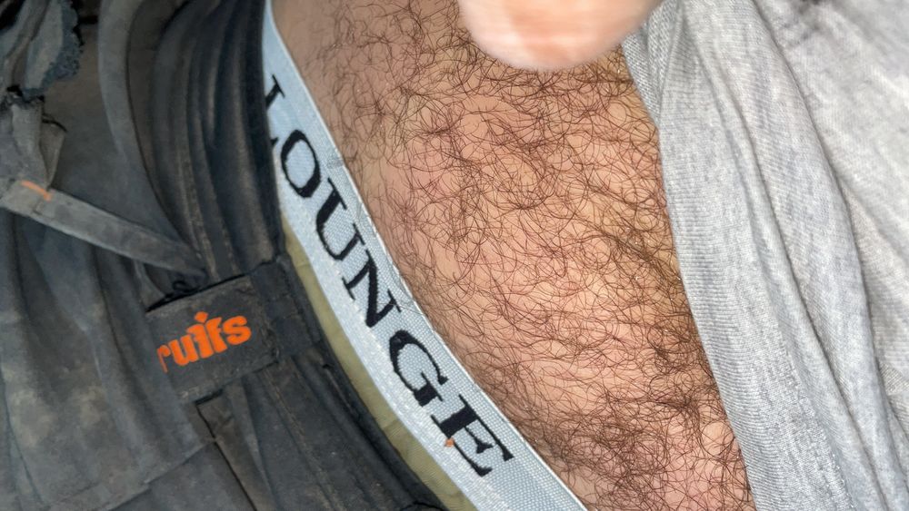 hairystriaghtguy OnlyFans profile picture