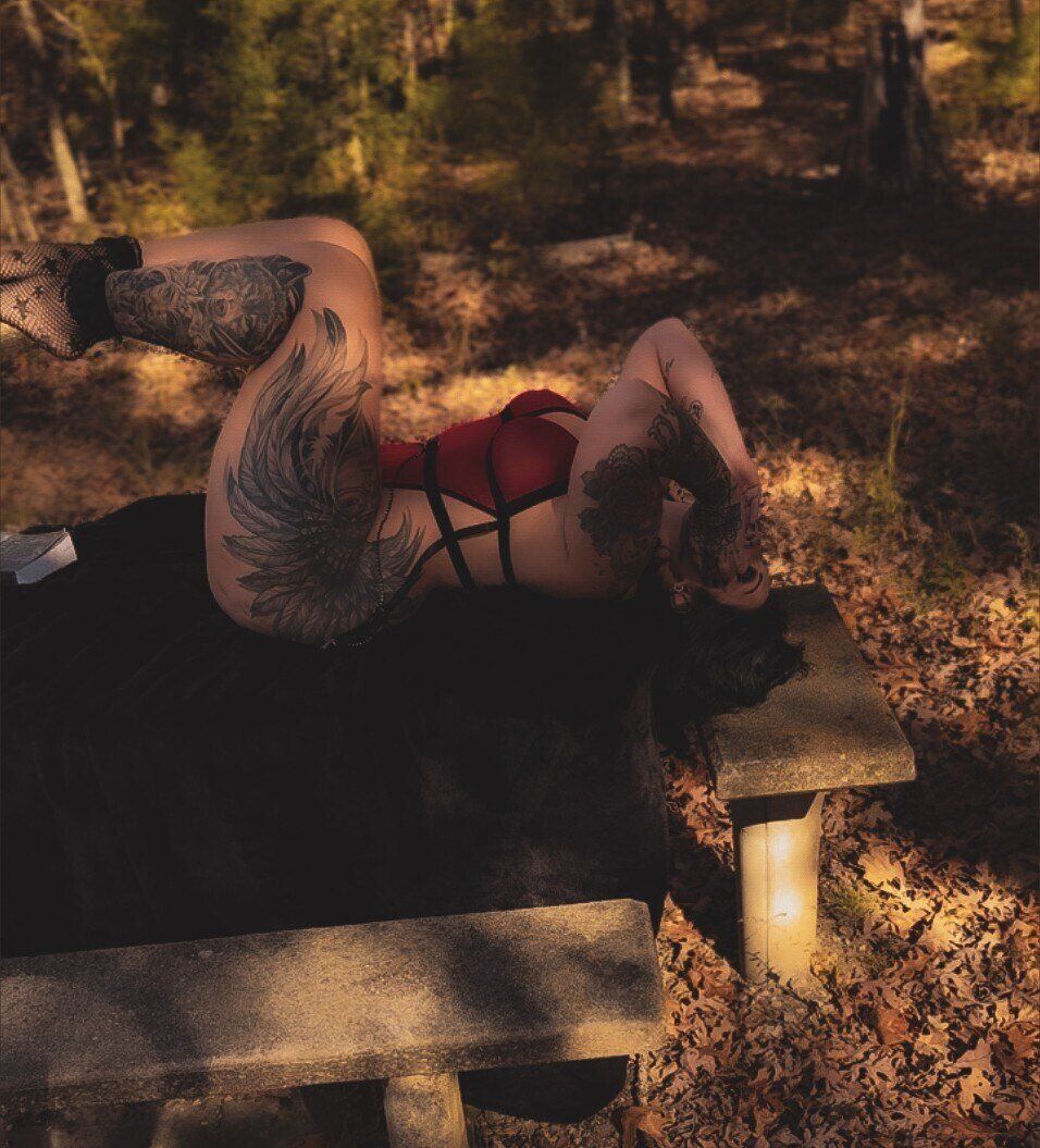 carlyvonwolf OnlyFans profile picture