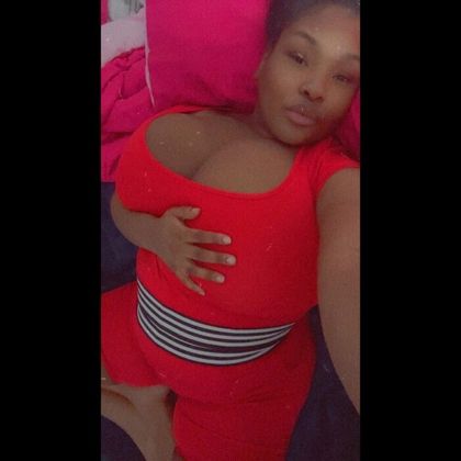 linahood OnlyFans picture