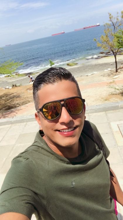 daniel10261 OnlyFans picture