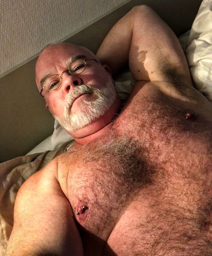 ohthatbear OnlyFans picture