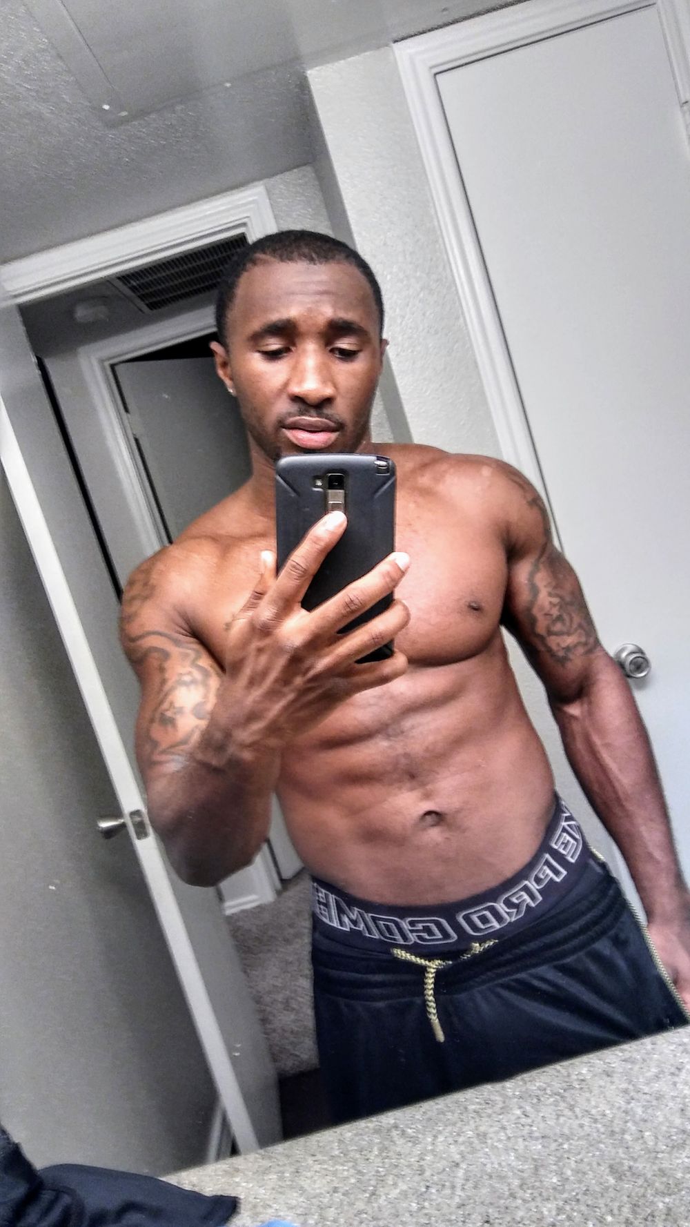 m1kewe11 OnlyFans profile picture