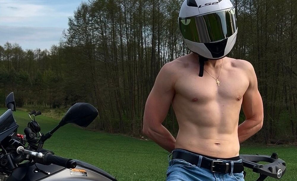 avi1208 OnlyFans profile picture