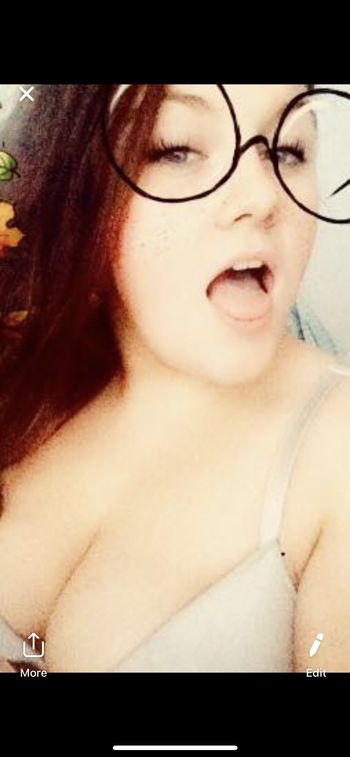 My tight pussyy needs you