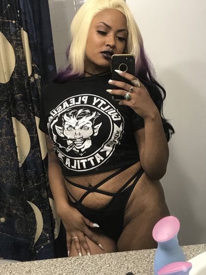 ashlyncruz OnlyFans picture