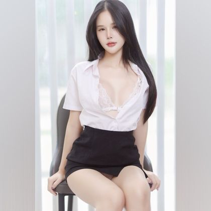 akijuu OnlyFans picture