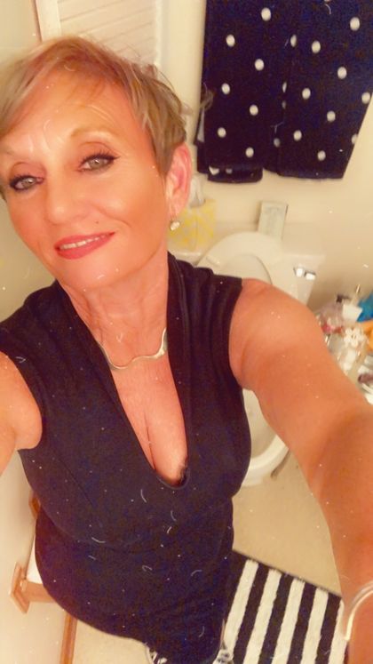 cougarkelly OnlyFans picture