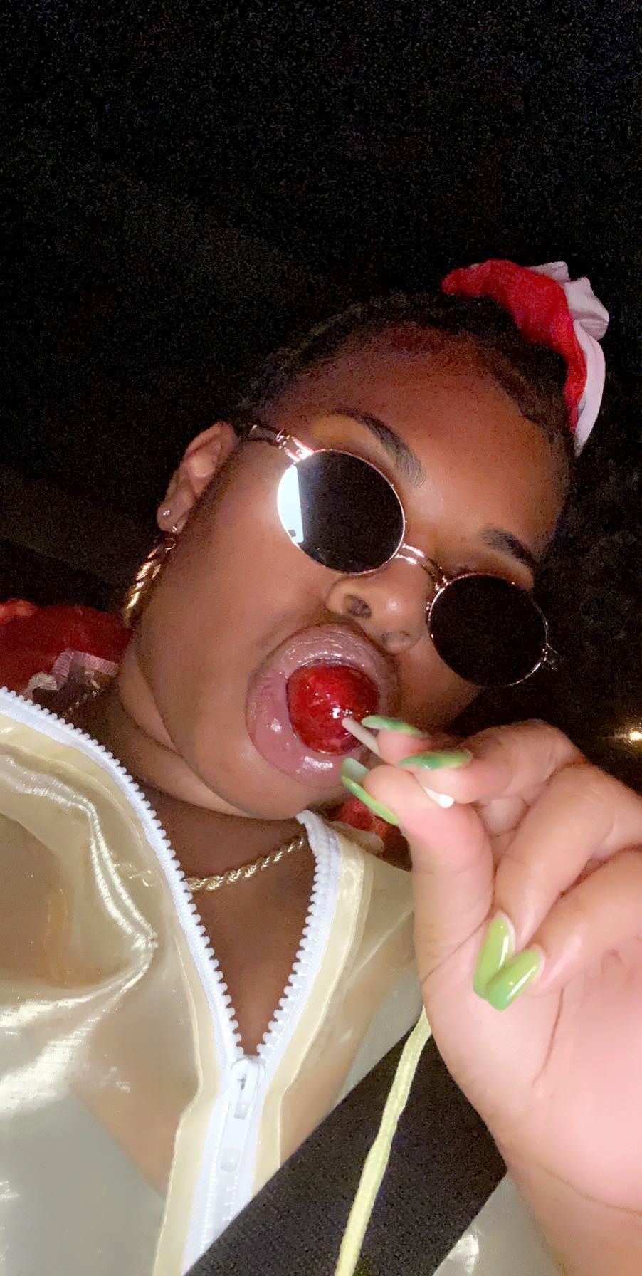 lipsssssssssssss OnlyFans profile picture