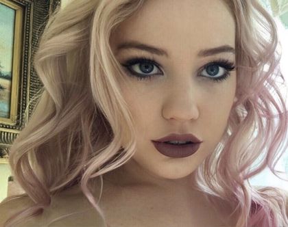 littlenoellee OnlyFans picture