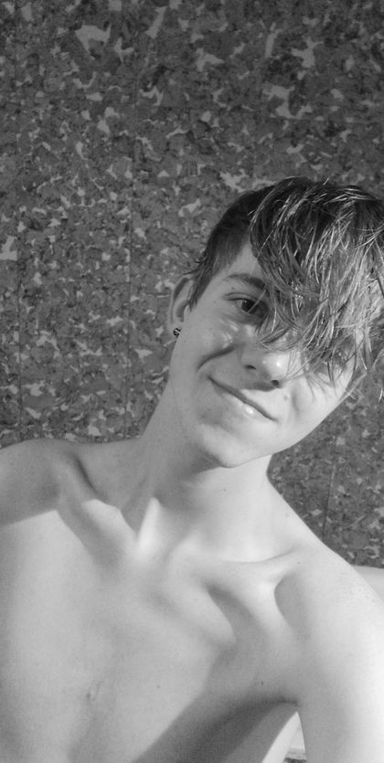 u154060748 OnlyFans picture