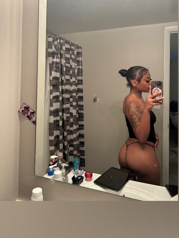 prettyasspiscess OnlyFans profile picture