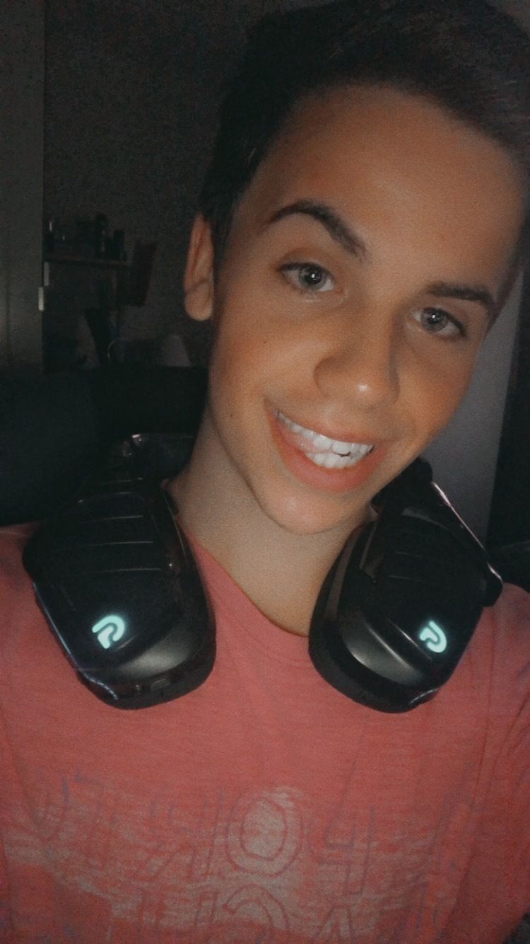 sluttyunistudent OnlyFans profile picture