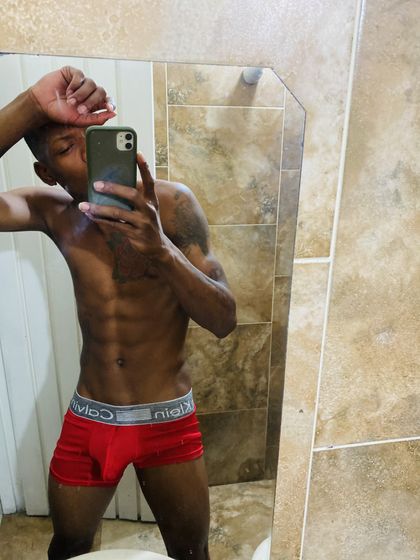 bilatino22cm OnlyFans picture