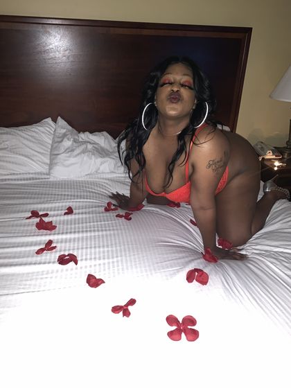 brownapples OnlyFans picture