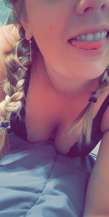 luckyleigh7xxx OnlyFans picture