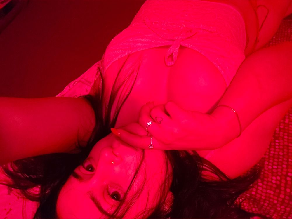 vi.vi.ana OnlyFans profile picture