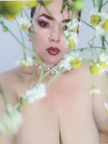 ADRIANA GOLOSA