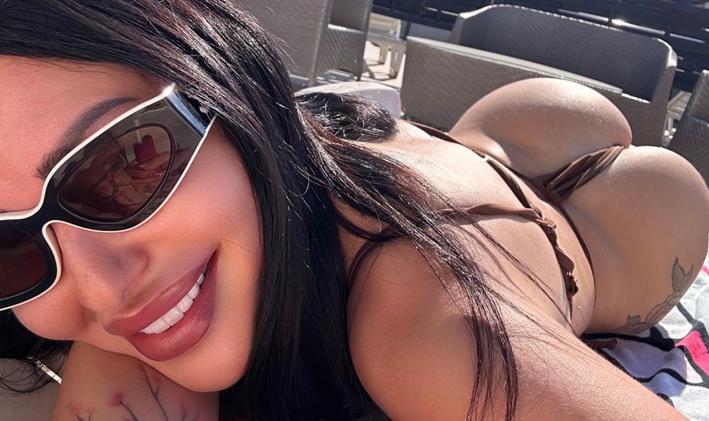 elonacarvelli OnlyFans profile picture