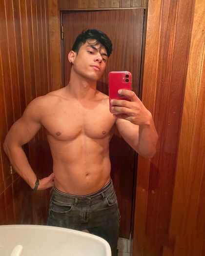 luhgui OnlyFans picture