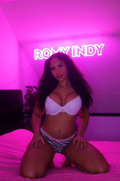 romyindy OnlyFans picture