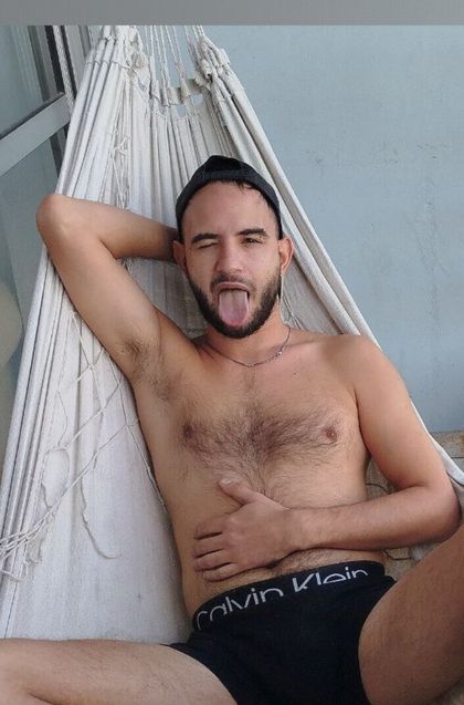 aleklucian OnlyFans picture