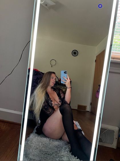 keira43 OnlyFans picture