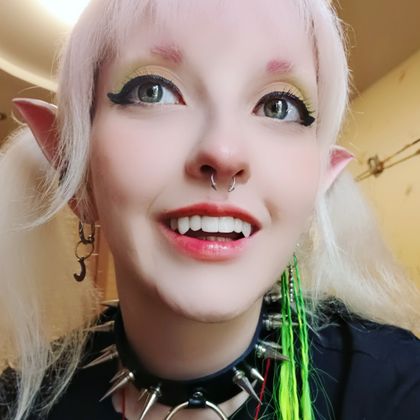 foxparadox OnlyFans picture