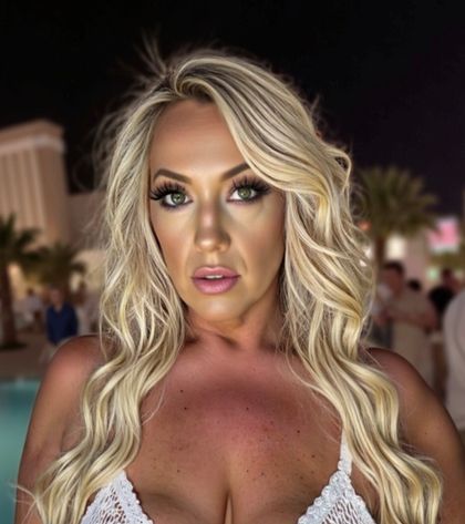 venusrisingxxx_free OnlyFans picture