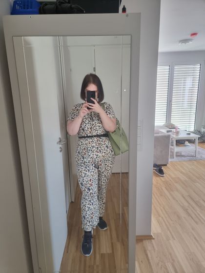lovllyshy OnlyFans picture