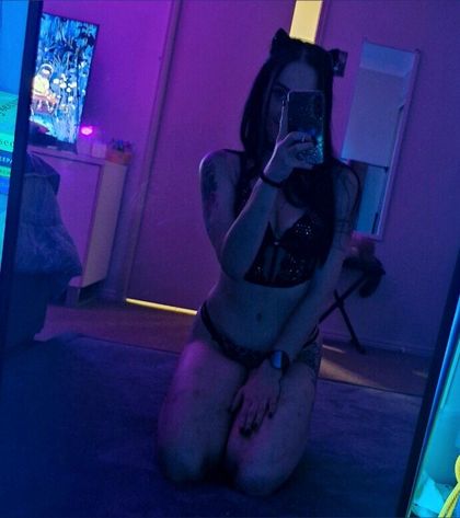 rebecc4x OnlyFans picture