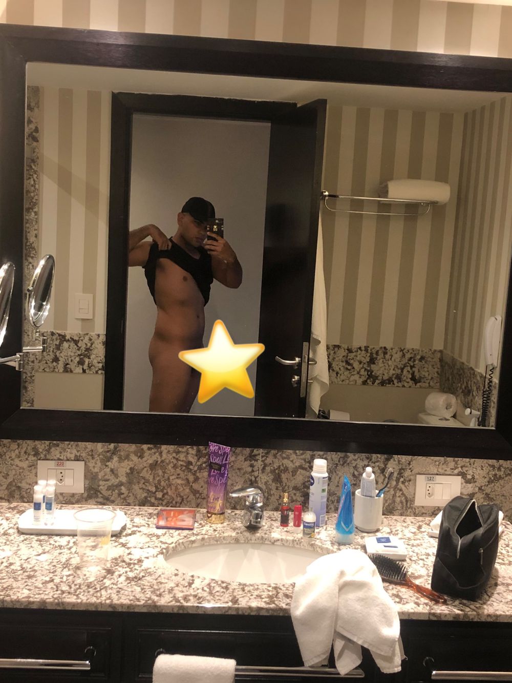 alejandro2rr OnlyFans profile picture