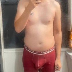 pinstripped OnlyFans picture