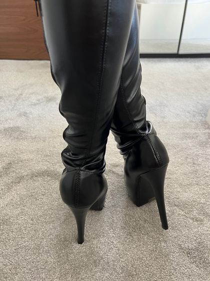 leatherangelsub OnlyFans picture